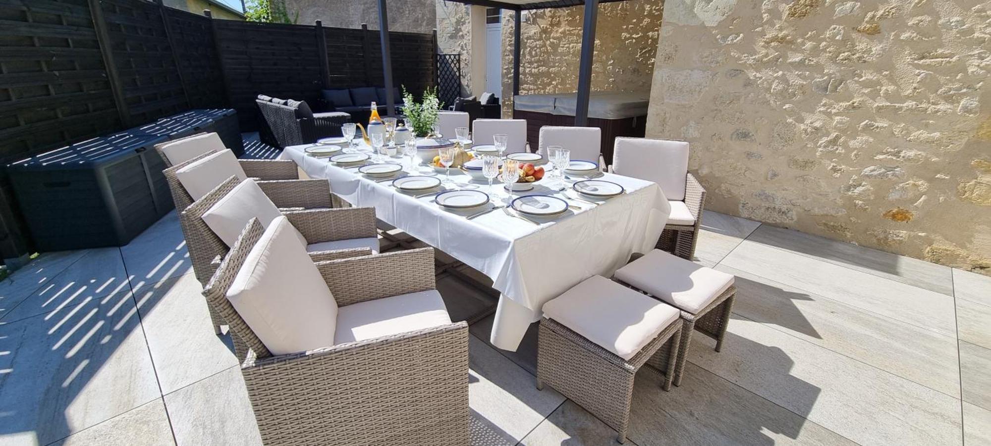 Domaine Des Pierres Precieuses - Demeure De Charme - Grand Standing - 15 Pers - Spa - Massages - Detente Et Bien-Etre - 30' Bordeaux Gauriaguet Екстериор снимка
